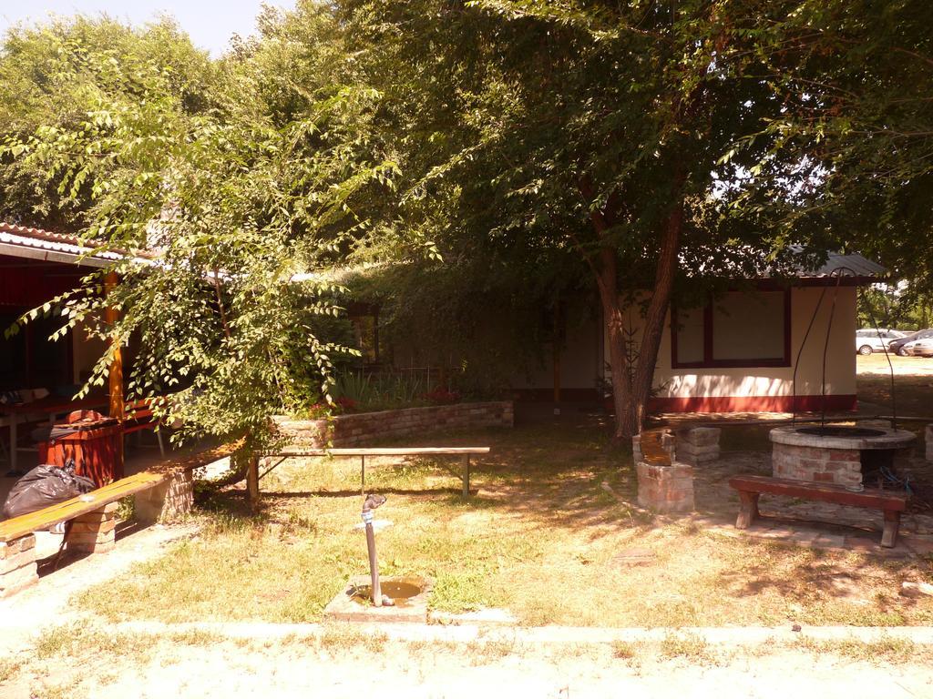 Villa Dobo Tanya Roszke Exterior foto